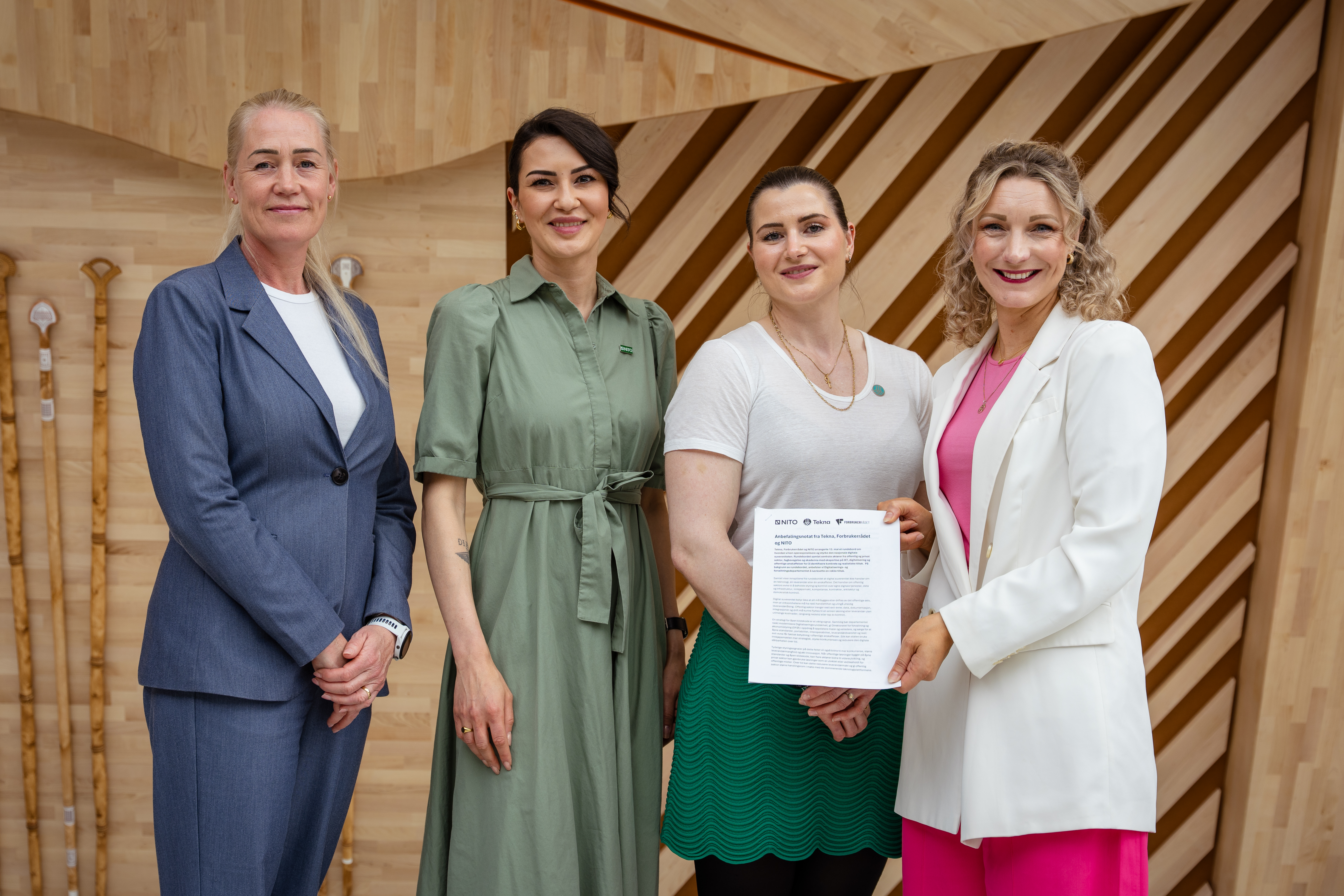 Safina de Kler, Mette fFossum, Elisabeth Haugsb&oslash; og Karianne Tung